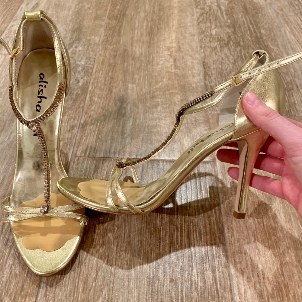 Gold pageant/prom shoes